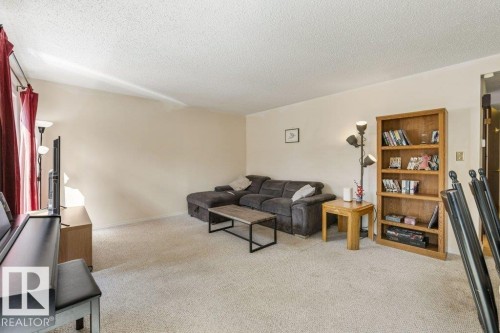 3237 132A Avenue Nw, Edmonton, AB - Indoor