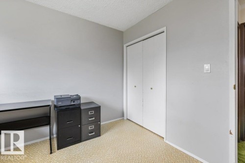 3237 132A Avenue Nw, Edmonton, AB - Indoor