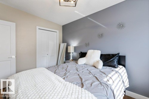 68 Fleetwood Crescent, St. Albert, AB - Indoor Photo Showing Bedroom
