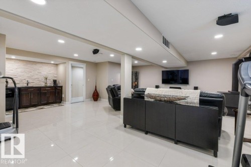 68 Fleetwood Crescent, St. Albert, AB - Indoor
