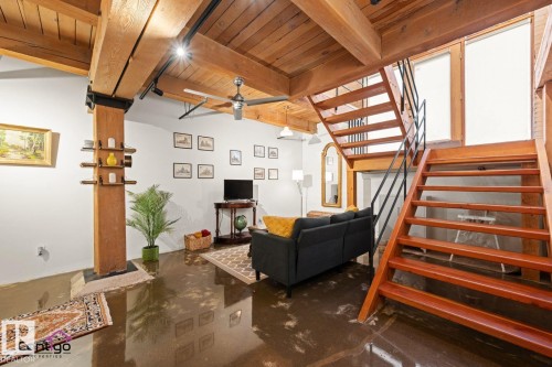 10309 107 Street Nw, Edmonton, AB - Indoor