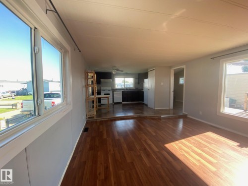 #042-4819 51 Avenue, Millet, AB - Indoor Photo Showing Other Room