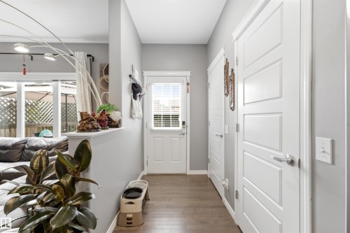 5315 Crabapple Loop Sw, Edmonton, AB - Indoor Photo Showing Other Room