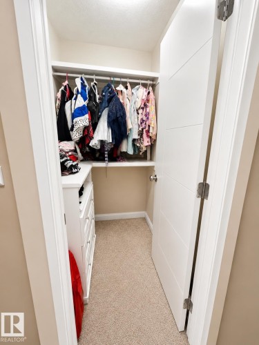 2518 22 Avenue Northwest, Edmonton, AB - Indoor With Storage
