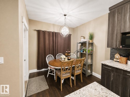 2518 22 Avenue Northwest, Edmonton, AB - Indoor Photo Showing Dining Room