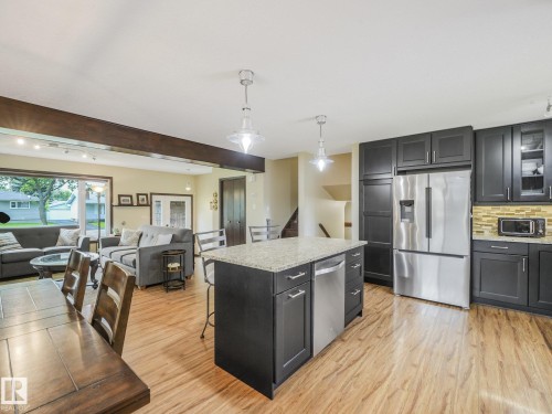 9525 87 Street, Fort Saskatchewan, AB - Indoor