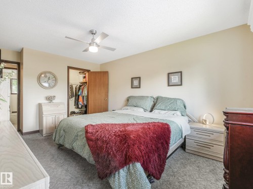 9525 87 Street, Fort Saskatchewan, AB - Indoor Photo Showing Bedroom