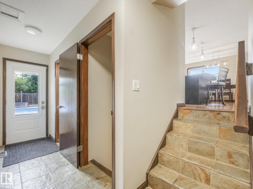 9525 87 Street, Fort Saskatchewan, AB - Indoor Photo Showing Other Room