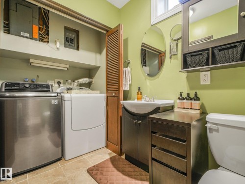 9525 87 Street, Fort Saskatchewan, AB - Indoor Photo Showing Laundry Room