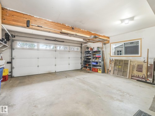 9525 87 Street, Fort Saskatchewan, AB - Indoor Photo Showing Garage