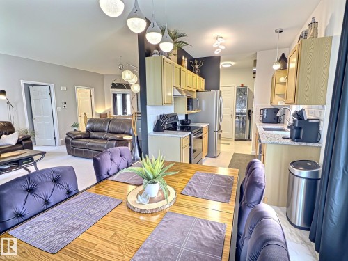 #17 10 Blackburn Dr Sw, Edmonton, AB - Indoor Photo Showing Dining Room