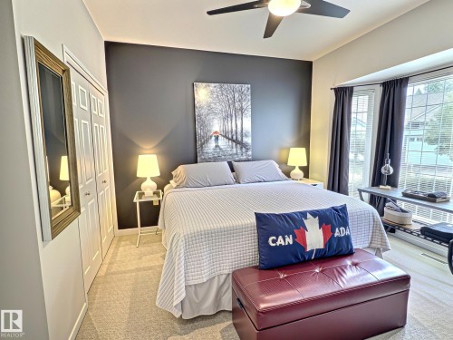 #17 10 Blackburn Dr Sw, Edmonton, AB - Indoor Photo Showing Bedroom