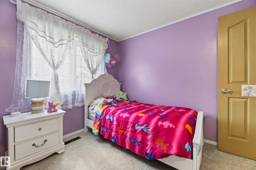 13204 47 Street Nw, Edmonton, AB - Indoor Photo Showing Bedroom