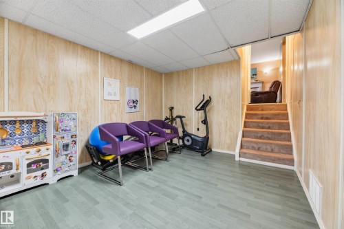 13204 47 Street Nw, Edmonton, AB - Indoor