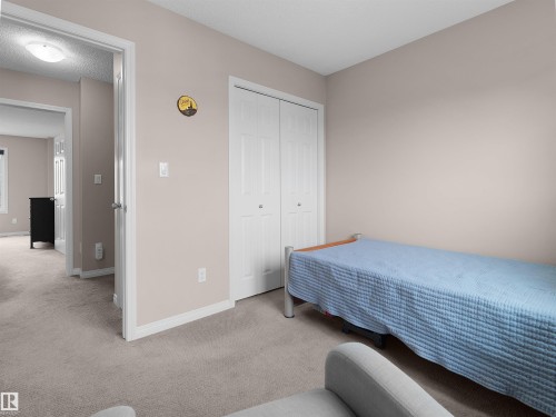 1318 Chappelle Boulevard Sw, Edmonton, AB - Indoor Photo Showing Bedroom