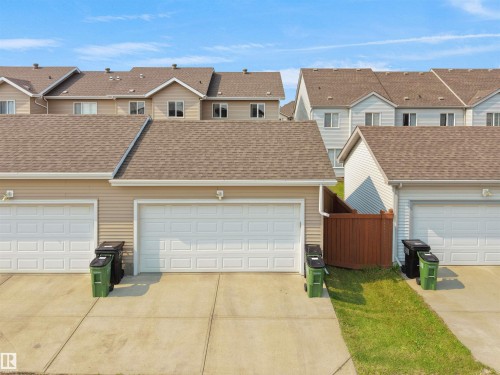 1318 Chappelle Boulevard Sw, Edmonton, AB - Outdoor With Exterior