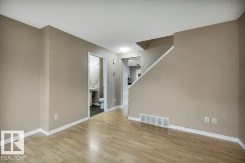 #33 2503 24 St Nw, Edmonton, AB - Indoor Photo Showing Other Room