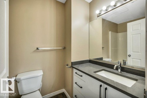 #33 2503 24 St Nw, Edmonton, AB - Indoor Photo Showing Bathroom