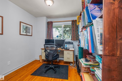 6811 101A Avenue Nw, Edmonton, AB - Indoor Photo Showing Office