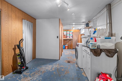 6811 101A Avenue Nw, Edmonton, AB - Indoor