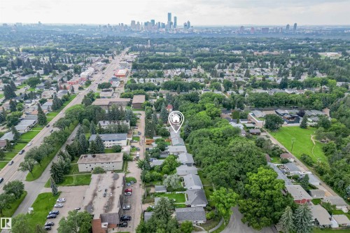 6811 101A Avenue Nw, Edmonton, AB - Outdoor With View