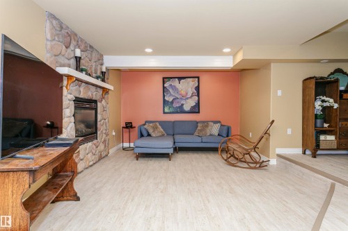 15104 42 Avenue Nw, Edmonton, AB - Indoor With Fireplace