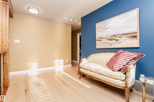 15104 42 Avenue Nw, Edmonton, AB - Indoor
