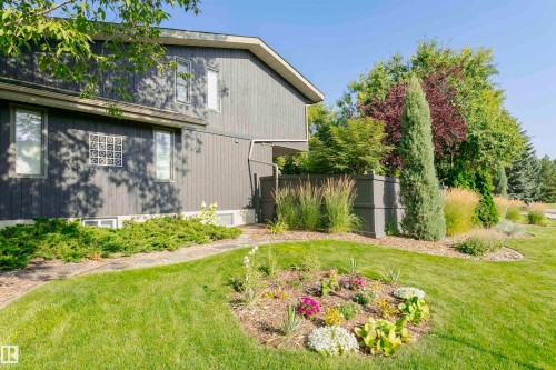 15104 42 Avenue Nw, Edmonton, AB - Outdoor