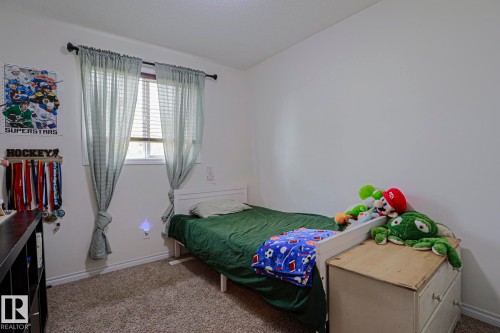 1 Leyland Way, Spruce Grove, AB - Indoor Photo Showing Bedroom
