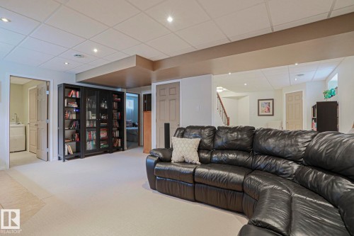 1 Leyland Way, Spruce Grove, AB - Indoor