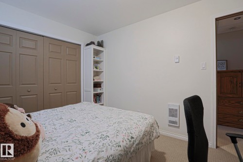 1 Leyland Way, Spruce Grove, AB - Indoor Photo Showing Bedroom