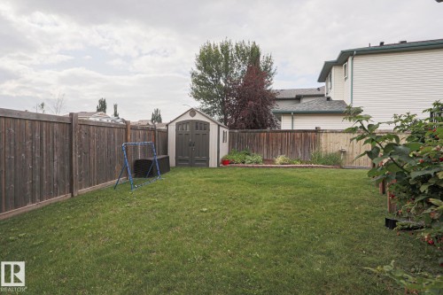 1 Leyland Way, Spruce Grove, AB - Outdoor