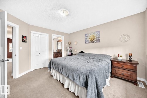 14015 146 Avenue Nw, Edmonton, AB - Indoor Photo Showing Bedroom