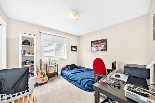 14015 146 Avenue Nw, Edmonton, AB - Indoor Photo Showing Bedroom