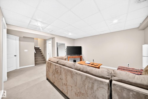 14015 146 Avenue Nw, Edmonton, AB - Indoor