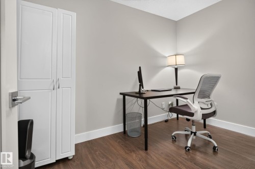 #301 10006 83 Av Nw, Edmonton, AB - Indoor Photo Showing Office