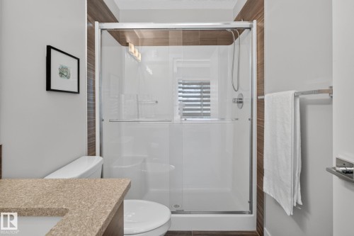 #301 10006 83 Av Nw, Edmonton, AB - Indoor Photo Showing Bathroom