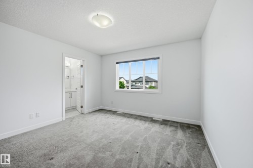 7258 Chivers Place Sw, Edmonton, AB - Indoor Photo Showing Other Room