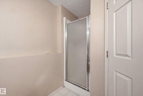 2050 Tanner Wynd Nw, Edmonton, AB - Indoor