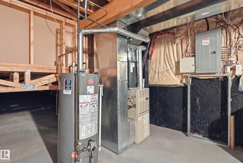 2050 Tanner Wynd Nw, Edmonton, AB - Indoor Photo Showing Basement