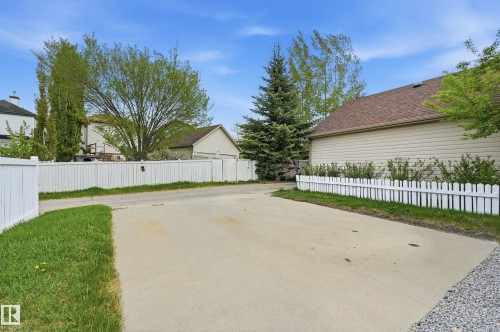 2050 Tanner Wynd Nw, Edmonton, AB - Outdoor