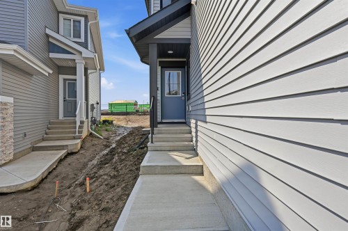 911 18 Avenue Nw, Edmonton, AB - Outdoor