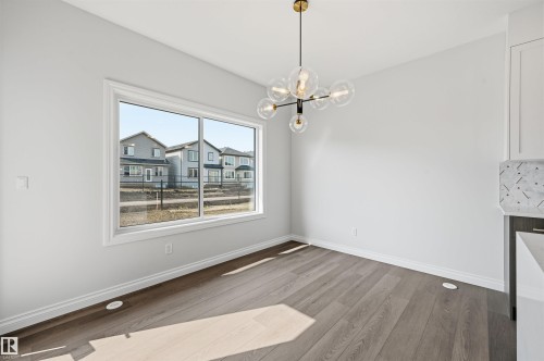 935 18 Avenue Nw, Edmonton, AB - Indoor Photo Showing Other Room