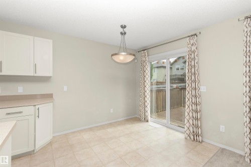 17205 73 Street Nw, Edmonton, AB - Indoor Photo Showing Other Room