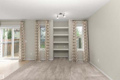 17205 73 Street Nw, Edmonton, AB - Indoor