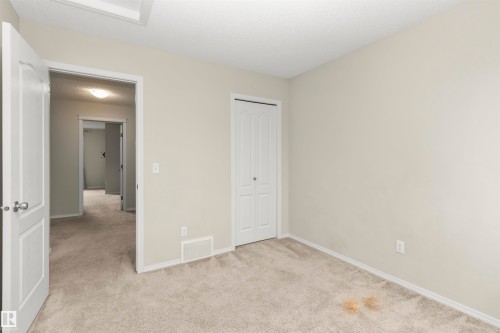 17205 73 Street Nw, Edmonton, AB - Indoor Photo Showing Other Room
