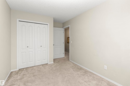 17205 73 Street Nw, Edmonton, AB - Indoor