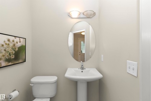 17205 73 Street Nw, Edmonton, AB - Indoor Photo Showing Bathroom