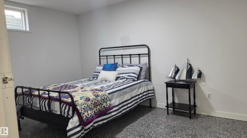 3508 106A Street Nw, Edmonton, AB - Indoor Photo Showing Bedroom