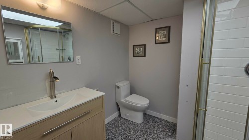 3 Pc Bath in Basement - 3508 106A Street Nw, Edmonton, AB - Indoor Photo Showing Bathroom